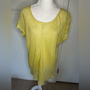 Eileen Fisher Relaxed Top made of 100% linen, size XL.